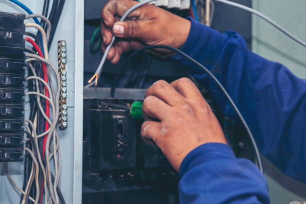 Best Affordable Emergency Electrician  in Cayuga, IN